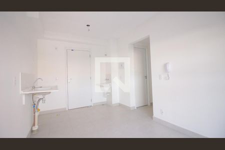 Sala/Cozinha de apartamento para alugar com 2 quartos, 34m² em Vila Graciosa, São Paulo