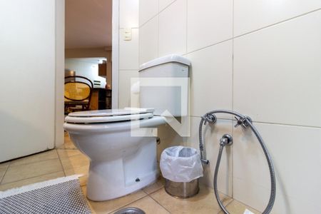 Banheiro de apartamento à venda com 1 quarto, 50m² em Jardim Paulistano, São Paulo