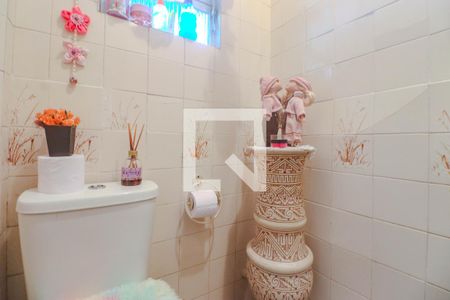 Lavabo de casa à venda com 3 quartos, 300m² em Sarandi, Porto Alegre