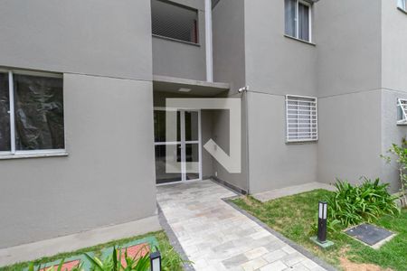 Entrada de apartamento à venda com 2 quartos, 43m² em Juliana, Belo Horizonte