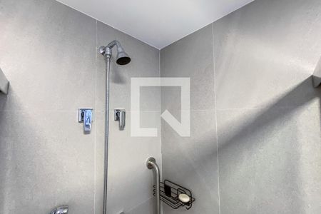 Banheiro de kitnet/studio à venda com 1 quarto, 30m² em Vila Mariana, São Paulo