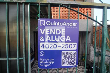 Plaquinha de casa à venda com 3 quartos, 83m² em Coronel Aparicio Borges, Porto Alegre
