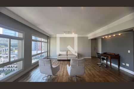 Sala de apartamento para alugar com 2 quartos, 180m² em Cerqueira César, São Paulo