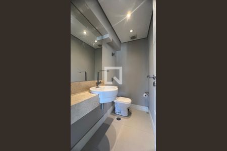 Lavabo de apartamento para alugar com 2 quartos, 180m² em Cerqueira César, São Paulo