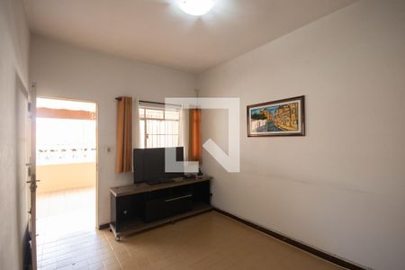 Sala de casa à venda com 3 quartos, 108m² em Vila Medeiros, São Paulo