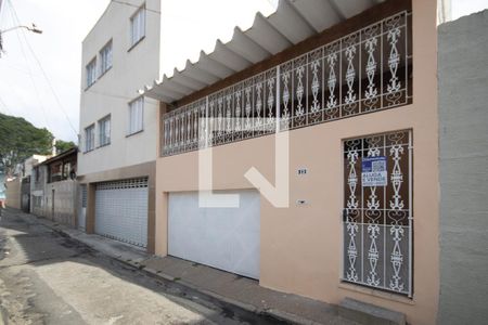 Fachada com Plaquinha de casa à venda com 3 quartos, 108m² em Vila Medeiros, São Paulo