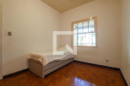 Quarto 2 de casa para alugar com 2 quartos, 90m² em Pinheiros, São Paulo
