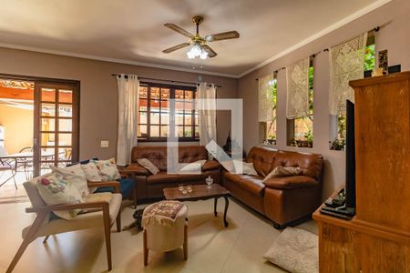 Sala de casa à venda com 3 quartos, 225m² em Vila da Saúde, São Paulo