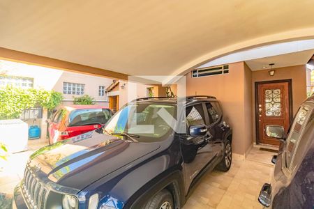 Garagem de casa à venda com 3 quartos, 225m² em Vila da Saúde, São Paulo