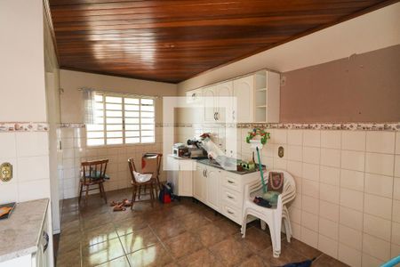 Cozinha 2 de casa à venda com 5 quartos, 402m² em Partenon, Porto Alegre