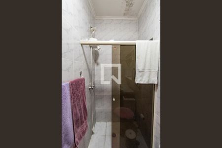 Banheiro da suíte 3 de casa para alugar com 3 quartos, 540m² em Cambuci, São Paulo