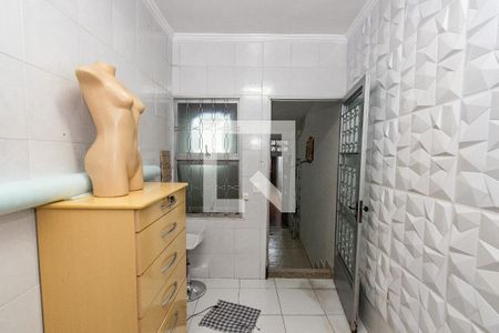 Edícula - sala de casa para alugar com 3 quartos, 540m² em Cambuci, São Paulo