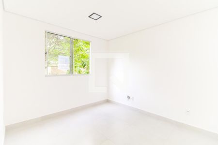 Sala de apartamento para alugar com 2 quartos, 38m² em Colônia (zona Leste), São Paulo