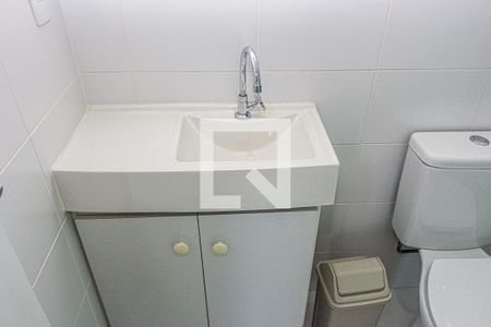 Banheiro de apartamento para alugar com 2 quartos, 42m² em Socorro, São Paulo