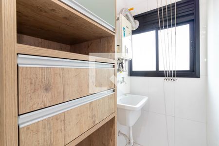 Área de Serviço de apartamento para alugar com 2 quartos, 54m² em Vila Pauliceia, São Paulo