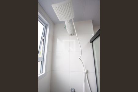 Banheiro de apartamento à venda com 2 quartos, 45m² em Jardim Esmeraldina, Campinas
