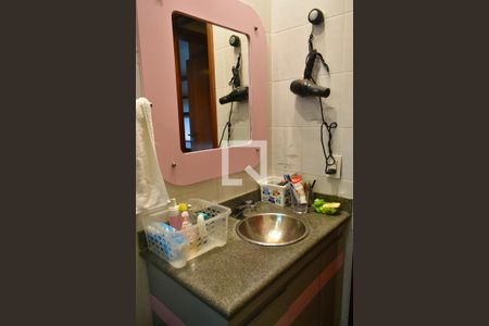 Banheiro Social de apartamento à venda com 3 quartos, 165m² em Vila Clementino, São Paulo
