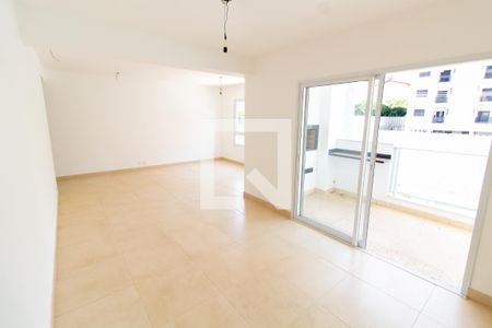 Sala de apartamento à venda com 3 quartos, 134m² em Vila Nova, Campinas