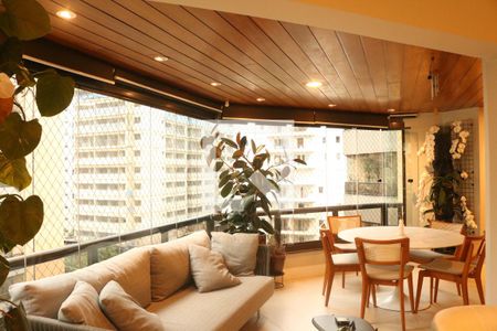 Sala de apartamento para alugar com 4 quartos, 250m² em Perdizes, São Paulo