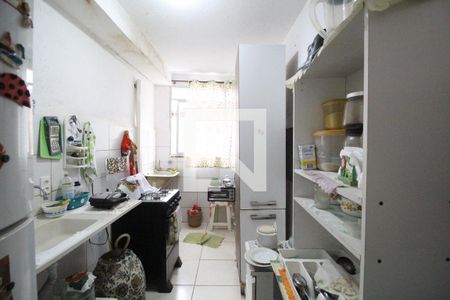 Cozinha de apartamento à venda com 2 quartos, 35m² em Jacarepaguá, Rio de Janeiro