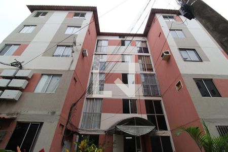Fachada do bloco de apartamento à venda com 2 quartos, 35m² em Jacarepaguá, Rio de Janeiro