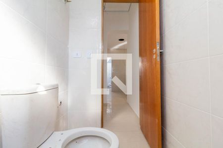 Banheiro de casa para alugar com 2 quartos, 45m² em Penha de França, São Paulo