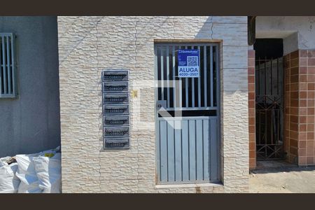 Fachada de casa para alugar com 2 quartos, 45m² em Penha de França, São Paulo