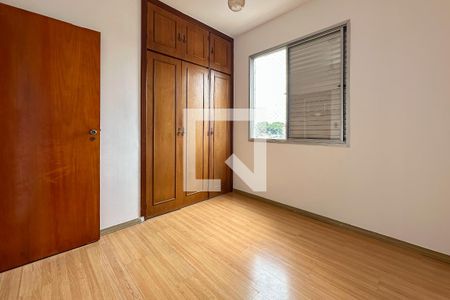 Quarto de apartamento à venda com 2 quartos, 68m² em Monsenhor Messias, Belo Horizonte