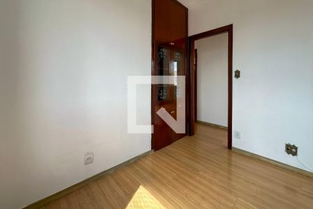 Quarto de apartamento à venda com 2 quartos, 68m² em Monsenhor Messias, Belo Horizonte