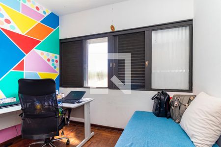 Casa 1 - Quarto 3 de casa à venda com 5 quartos, 400m² em Itaquera, São Paulo