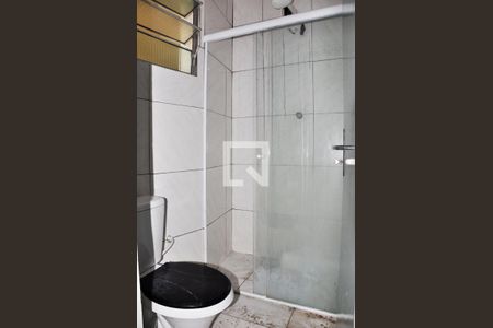 Banheiro Social de casa para alugar com 1 quarto, 45m² em Vila Zulmira, São Paulo