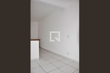 Cozinha de casa para alugar com 1 quarto, 45m² em Vila Zulmira, São Paulo