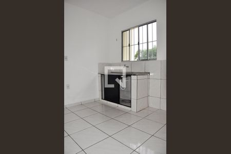 Cozinha de casa para alugar com 1 quarto, 45m² em Vila Zulmira, São Paulo