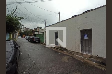 Fachada de casa para alugar com 1 quarto, 45m² em Vila Zulmira, São Paulo