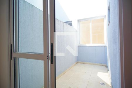 Sala - Varanda de apartamento para alugar com 2 quartos, 80m² em Jardim São Pedro, Porto Alegre