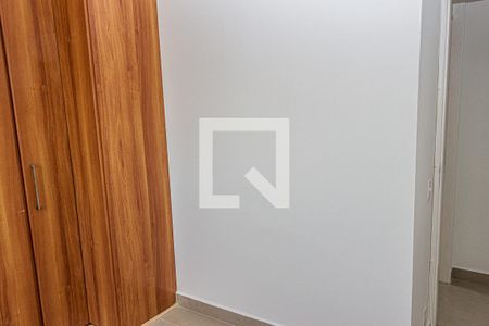 Quarto 2 de apartamento para alugar com 3 quartos, 60m² em Jardim Anhanguera, São Paulo