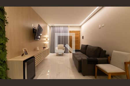 Sala de casa à venda com 3 quartos, 140m² em Vila Frugoli, São Paulo