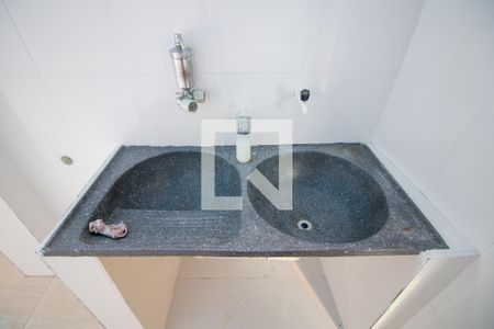 Área de Serviço de casa à venda com 2 quartos, 200m² em Colorado, Contagem