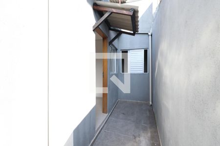 Entrada de casa para alugar com 2 quartos, 50m² em Penha de França, São Paulo