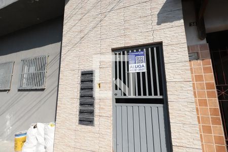 Fachada de casa para alugar com 2 quartos, 50m² em Penha de França, São Paulo