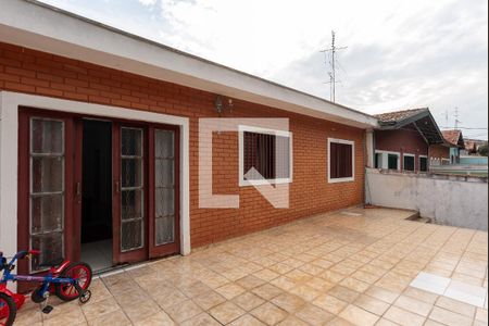 Casa 1 - Varanda de casa à venda com 3 quartos, 228m² em Jardim Carlos Lourenço, Campinas
