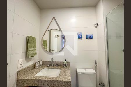 Banheiro Social de apartamento à venda com 2 quartos, 74m² em Flamengo, Rio de Janeiro