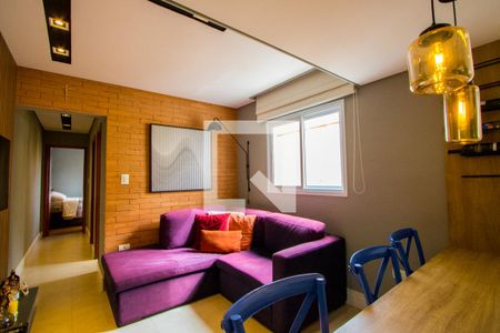 Sala de apartamento à venda com 2 quartos, 106m² em Vila Eldizia, Santo André