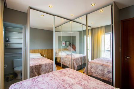 Suíte de apartamento à venda com 2 quartos, 106m² em Vila Eldizia, Santo André