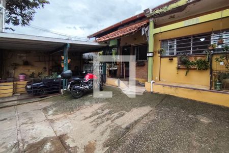 Quintal - Garagem de casa à venda com 4 quartos, 209m² em Jardim Proença, Campinas
