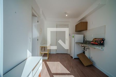 Sala de kitnet/studio para alugar com 1 quarto, 24m² em Vila Butantã, São Paulo