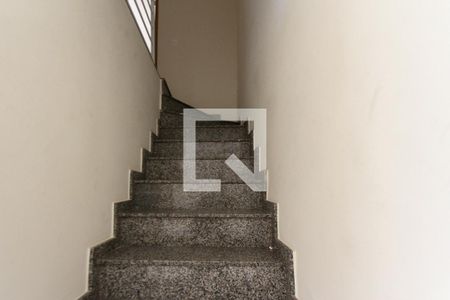 Escada de casa à venda com 3 quartos, 92m² em Vila Alpina, São Paulo