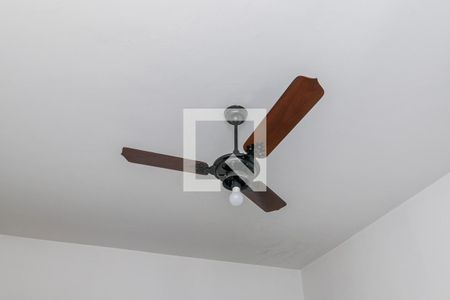 Quarto de apartamento à venda com 1 quarto, 50m² em Brás de Pina, Rio de Janeiro