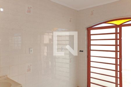 Área de Serviço de casa à venda com 3 quartos, 300m² em Colina dos Pinheiros, Valinhos