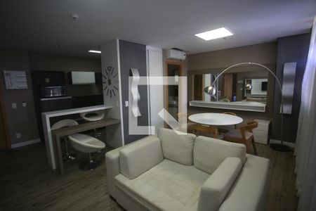 Sala de apartamento para alugar com 1 quarto, 55m² em Coracao de Jesus, Belo Horizonte